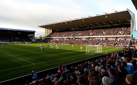 赛季首次在 赛季首次在