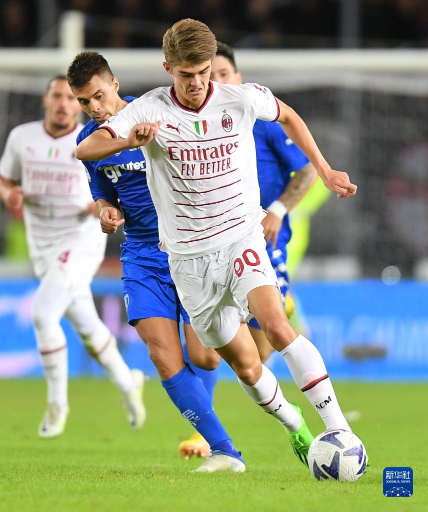 与比利亚雷 与比利亚雷